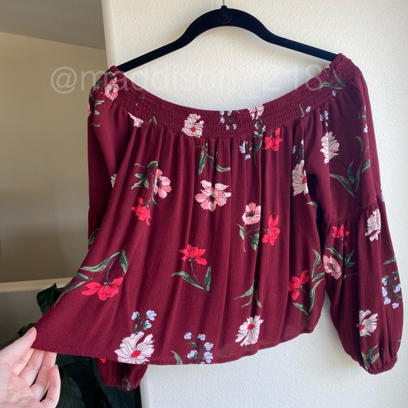 HOLLISTER Off the Shoulder Ballon Sleeve Crop Top Floral Small - Picture 6 of 6